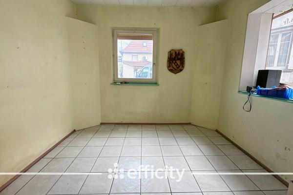 Immeuble 10 pièces - 210 m²