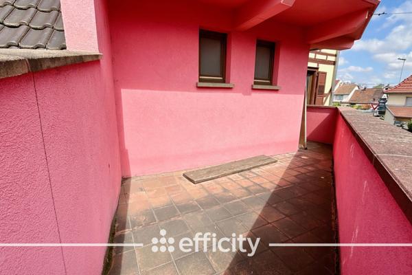 Immeuble 10 pièces - 210 m²