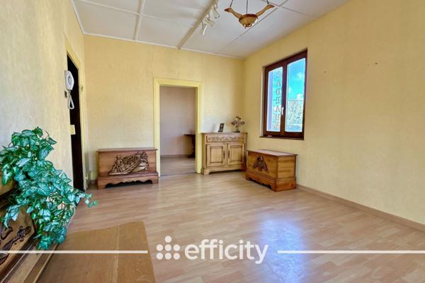 Immeuble 10 pièces - 210 m²