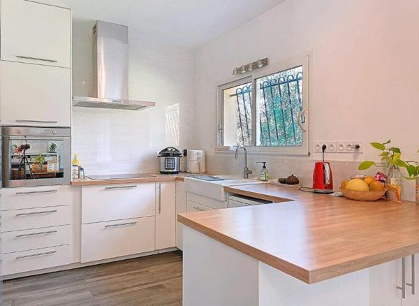 Maison de 160m² plus garage sur 2644m² de parcelle !!!