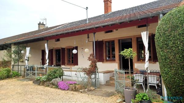 Maison touristique avec rentabilité  proche tournus