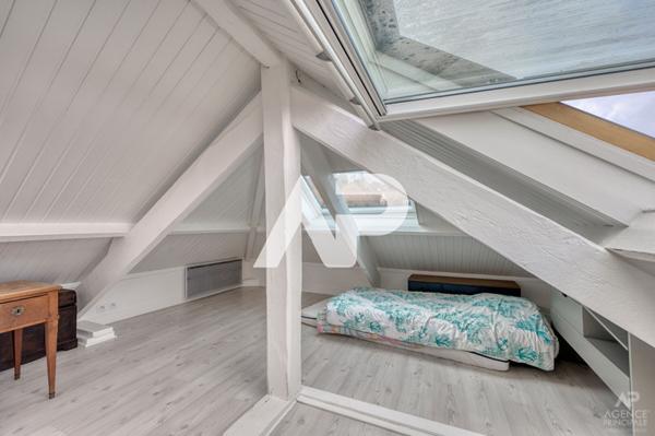 Maison Bougival 4 pièce(s) 150 m2 €840 000 ** - Référence 19383