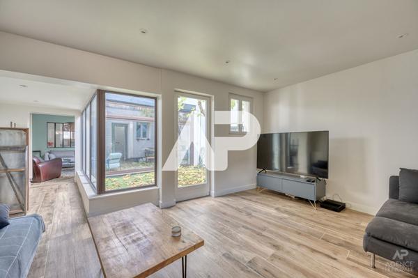 Maison Bougival 4 pièce(s) 150 m2 €840 000 ** - Référence 19383