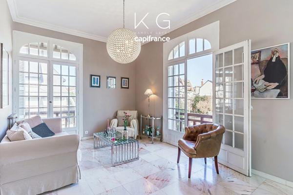 Deauville hypercentre, proche du casino, appartement de charme 83 m2 avec 2 chambres (3 possibles) dans une villa typique deauvillaise