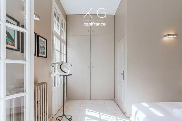 Deauville hypercentre, proche du casino, appartement de charme 83 m2 avec 2 chambres (3 possibles) dans une villa typique deauvillaise