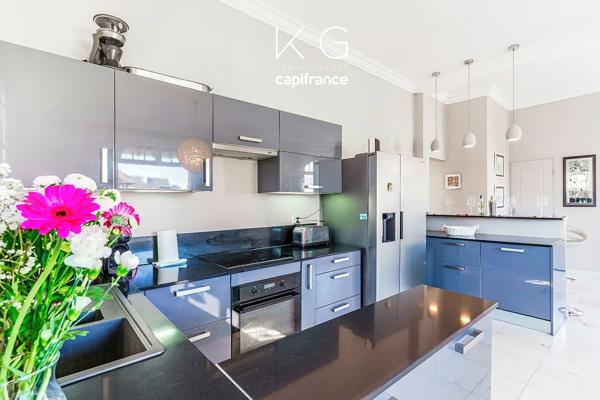 Deauville hypercentre, proche du casino, appartement de charme 83 m2 avec 2 chambres (3 possibles) dans une villa typique deauvillaise