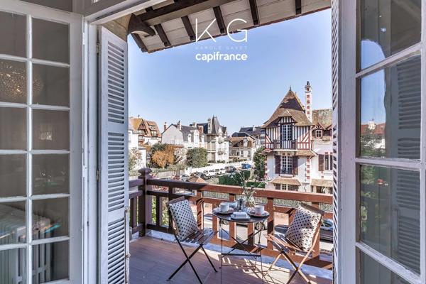 Deauville hypercentre, proche du casino, appartement de charme 83 m2 avec 2 chambres (3 possibles) dans une villa typique deauvillaise