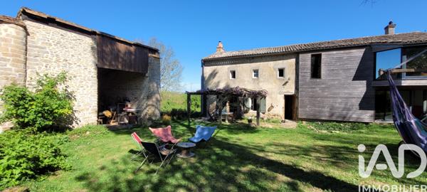 Maison à vendre 6 pièces 178 m² Saint-Loup-Lamairé