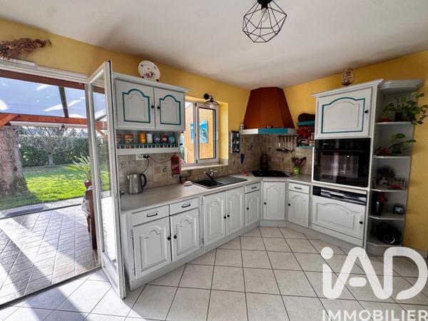 Maison à vendre 7 pièces 137 m² Loire-Authion