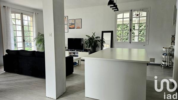 Maison traditionnelle 5 pièces de 108 m² à Léguevin (31490)