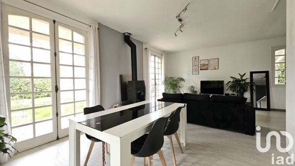 Maison traditionnelle 5 pièces de 108 m² à Léguevin (31490)