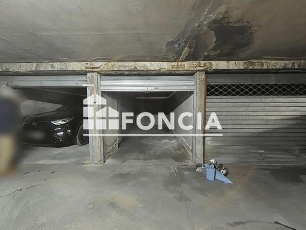 Location Parking - 20 AVE GENERAL NOGUES Toulon 83000