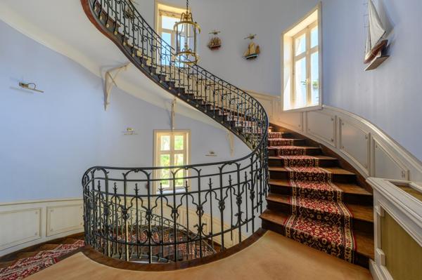 Vente Château Plomelin 15 Pièces 800 m²