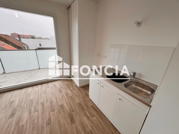 Location Appartement 2 pièces 46.65 m² - 55 RUE SAINT JEAN Roubaix 59100