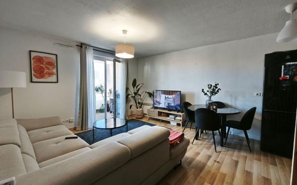 Appartement à vendre    2 pièces • 42 m2 Nîmes