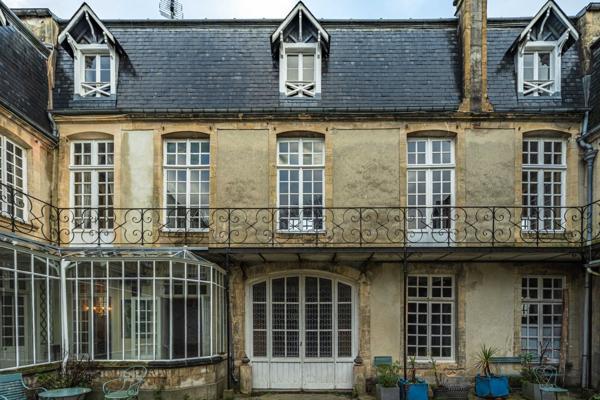 Vente Maison de luxe Bayeux 14 Pièces 416 m²