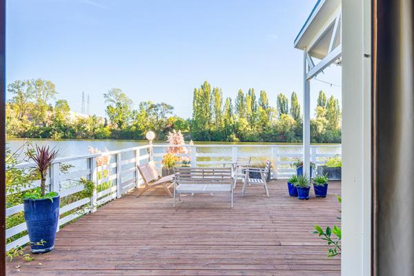 Chalet au bord de l’eau, Domaine de l’Ile Verte, Juziers