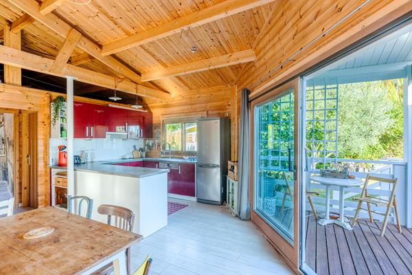 Chalet au bord de l’eau, Domaine de l’Ile Verte, Juziers