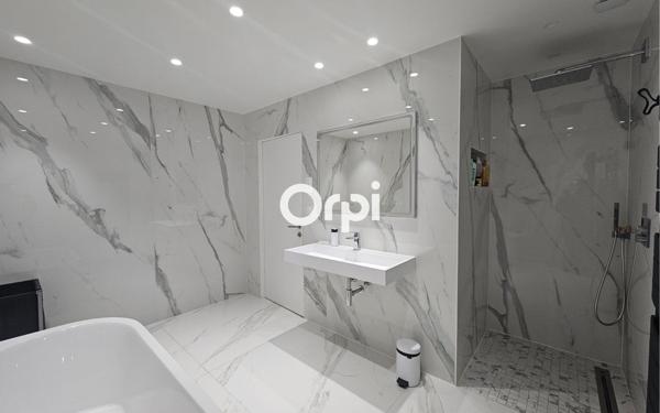 Maison à vendre    4 pièces •  Roubaix