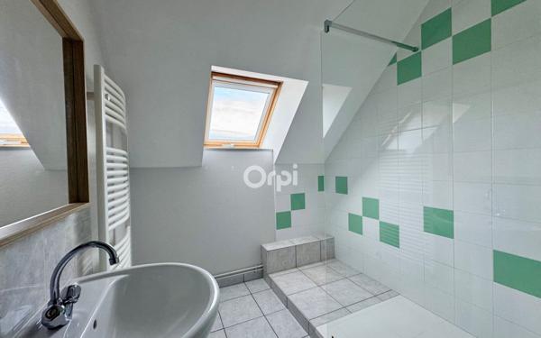 Appartement à louer    5 pièces • 127,30 m2 Vy-lès-Rupt