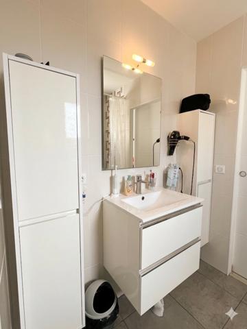 Saint-Julien-l'Ars (86800) Maison contemporaine calme et prestations de qualité 3 chambres garage, jardin piscine