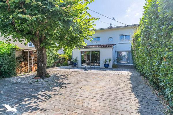Maison à vendre 800 000 € Bordeaux 8 p 155 m² DPE C