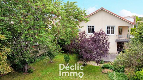 Vente maison Angouleme St cybard, 155m² 700m² 8 pièces Page /fr/detail.htm