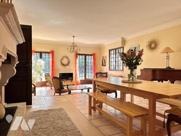 Propriété à vendre à LABENNE Landes 40
Charmante maison de plain-pied édifiée dans les années ...