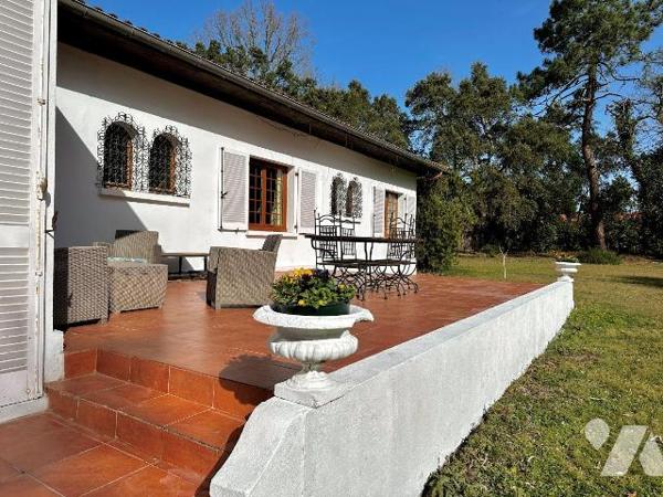 Propriété à vendre à LABENNE Landes 40
Charmante maison de plain-pied édifiée dans les années ...