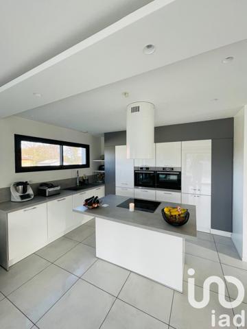 Maison à vendre 4 pièces 122 m² Ambarès-et-Lagrave