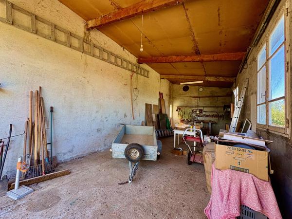 La Primaube vers Rodez. Jolie maison 4 chambres avec garage + atelier.