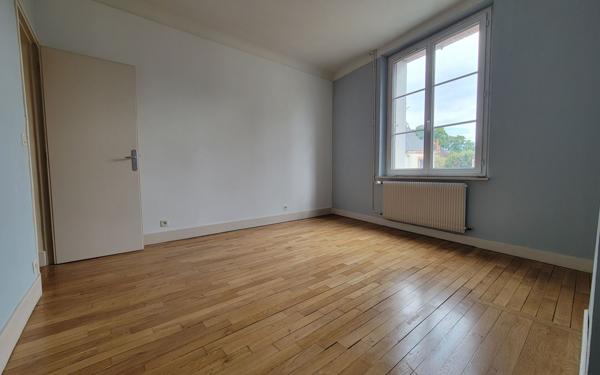 Appartement à louer    4 pièces •  Sully-sur-Loire
