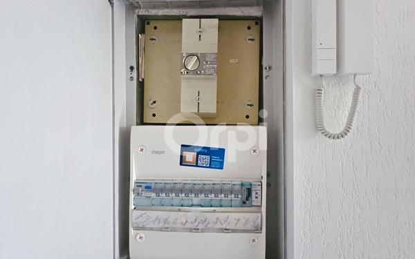 Appartement à vendre    2 pièces • 35,69 m2 Antibes