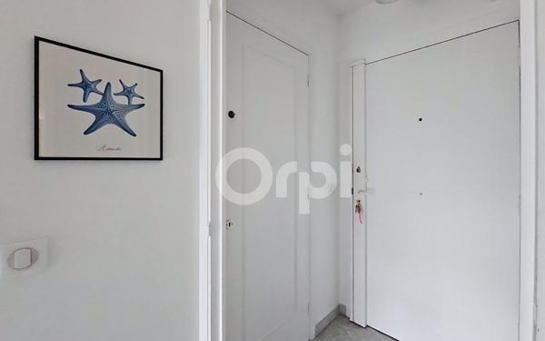 Appartement à vendre    2 pièces • 35,69 m2 Antibes