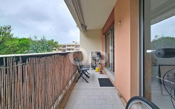 Appartement à vendre    2 pièces • 35,69 m2 Antibes