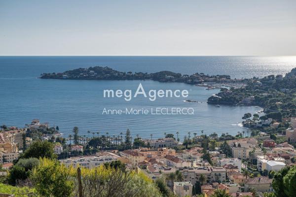 Maison à VILLEFRANCHE-SUR-MER, 06230 - 7 pièces 200m²