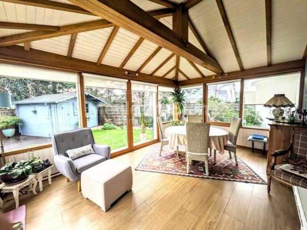 44420 - Proche commerces, maison T6 avec dépendances