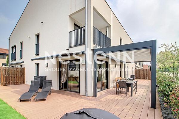 Grand Appartement d'exception T4 pièces 3 chambres avec Grande terrasse dans une petite copropriété Quartier Pagère - 69500 BRON