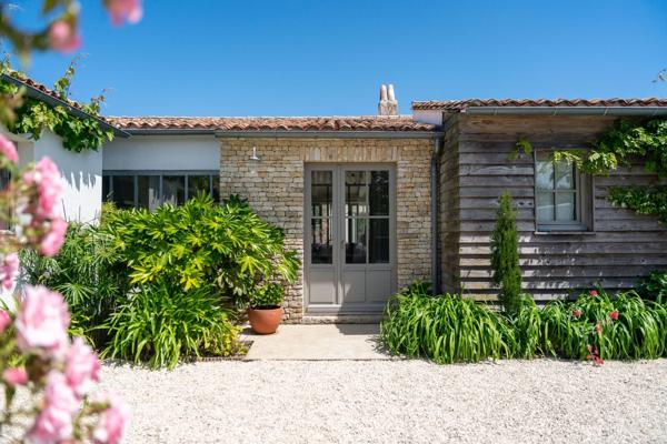 Vente Maison de luxe Loix 6 Pièces 160 m²