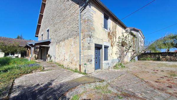 Beau potentiel pour cette maison maison de village