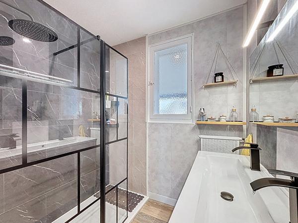 Maison Renaze 4 pièce(s) 87 m2