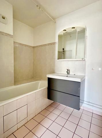 T2 de 53 m2 avec BALCON et place de PARKING