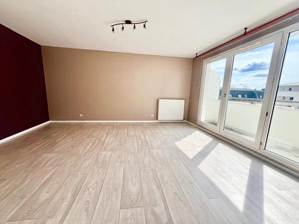 T2 de 53 m2 avec BALCON et place de PARKING