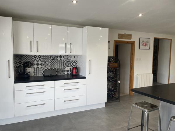 Charmante maison de village  Courant (17330)