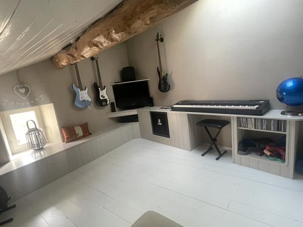 Charmante maison de village  Courant (17330)