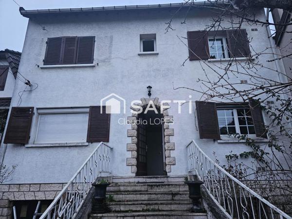 MAISON DIVISEE EN 4 APPARTEMENTS LOUES