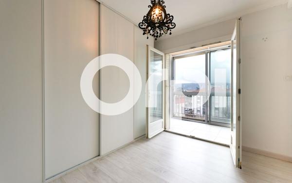 Appartement à vendre    4 pièces • 81,53 m2 Givors