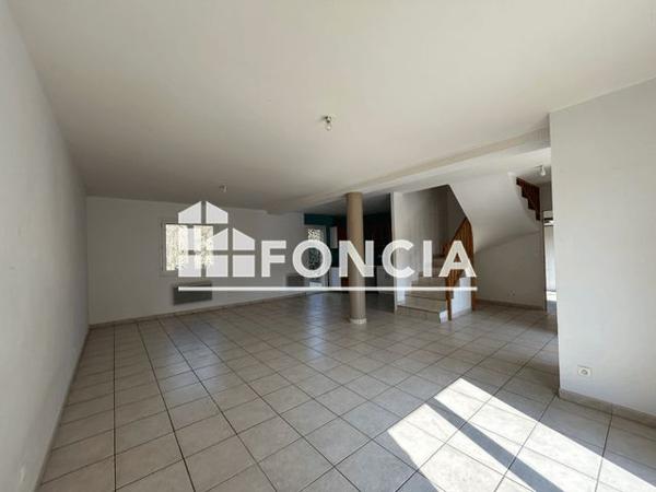 Location Maison 4 pièces 94.3 m² - 38 CHEMIN DE LA PETITE VERNE Toussieux 01600
