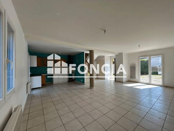 Location Maison 4 pièces 94.3 m² - 38 CHEMIN DE LA PETITE VERNE Toussieux 01600