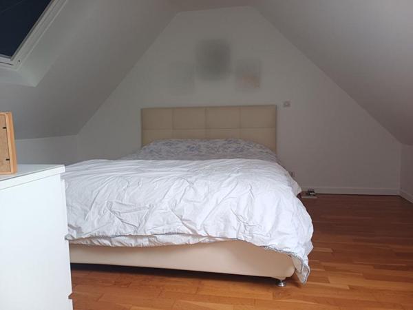 MAISON FAMILIALE + STUDIO